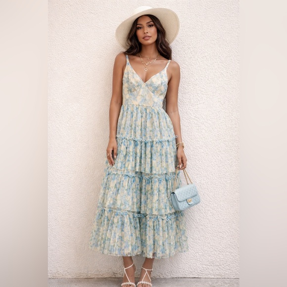 Hutch Dresses & Skirts - Hutch Watercolor Vining Daffodils Tulle  Dress Colors: Ivory/Sky Size 2 NWT